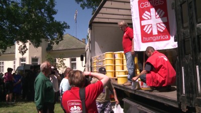 Segítség a földrengés után